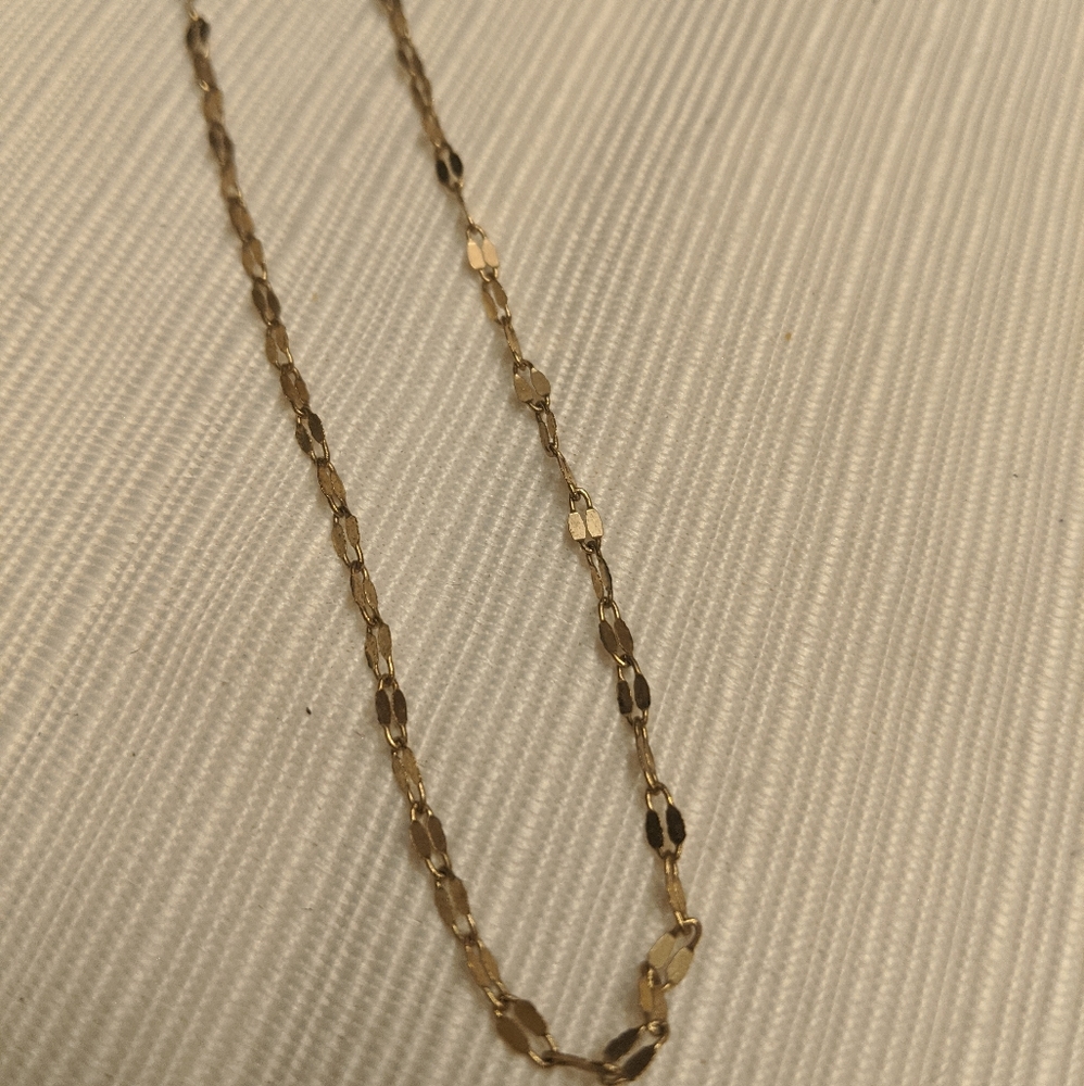set of two chokers